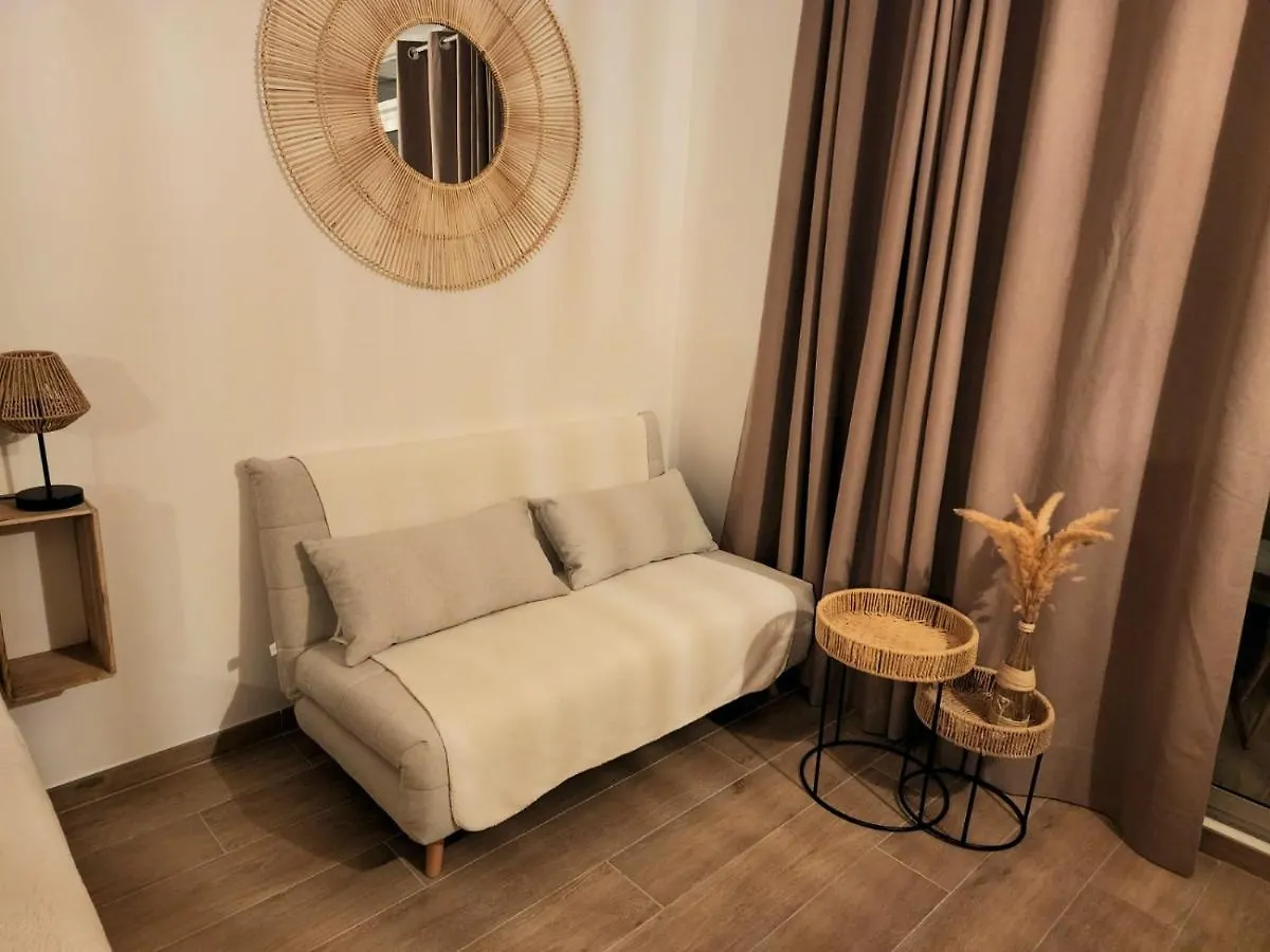 Le Cinderella Apartment Le Diamant 0*,  Martinique